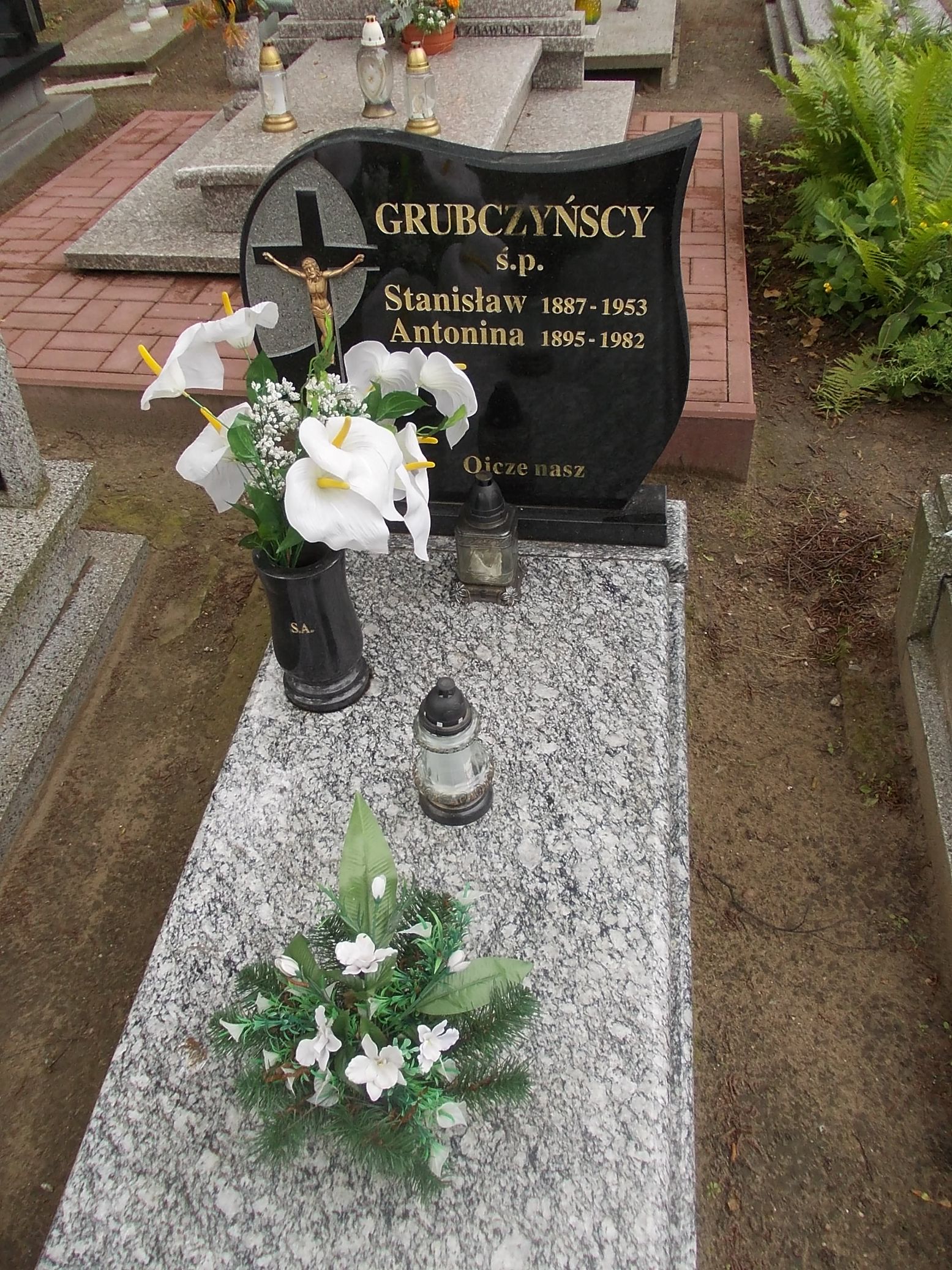 Bożena Świerkowska 1935 Gniezno Fara - Grobonet - Wyszukiwarka osób pochowanych