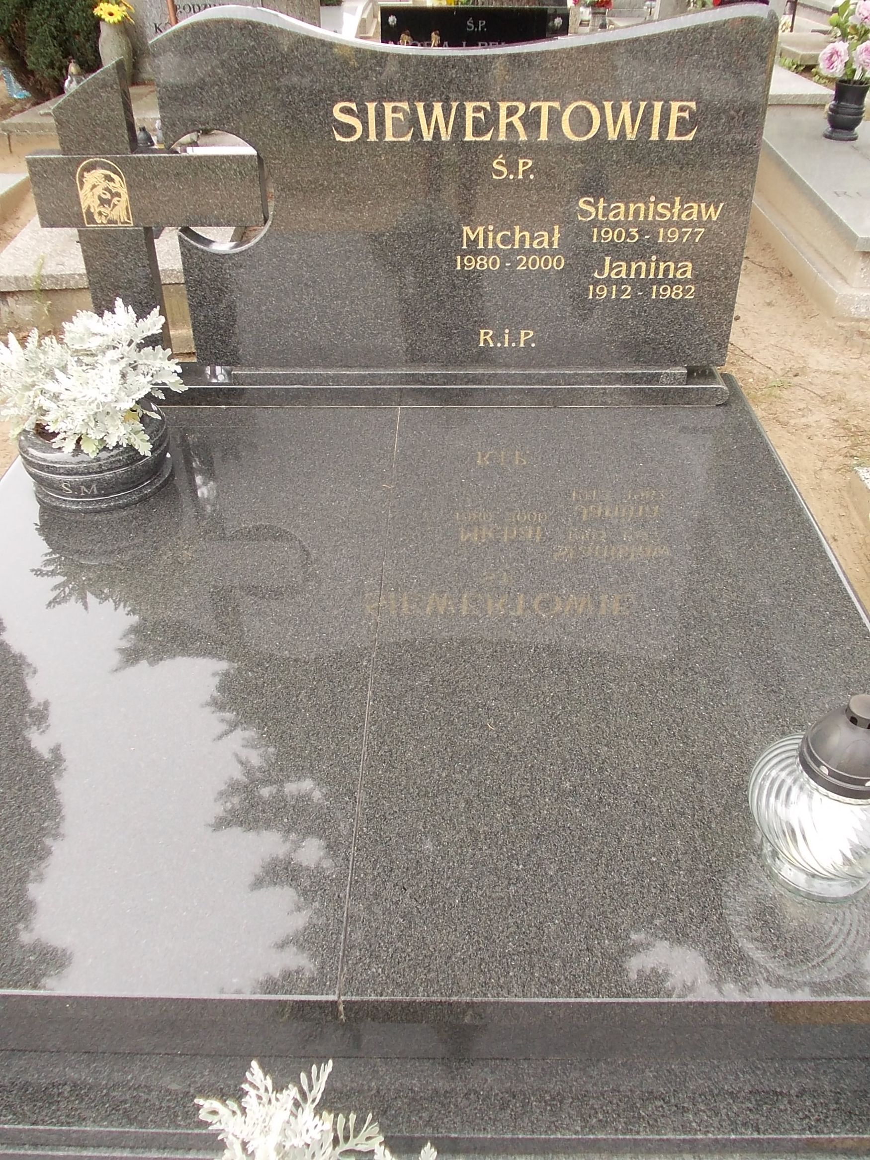 Michał Siewert 1979 Gniezno Fara - Grobonet - Wyszukiwarka osób pochowanych