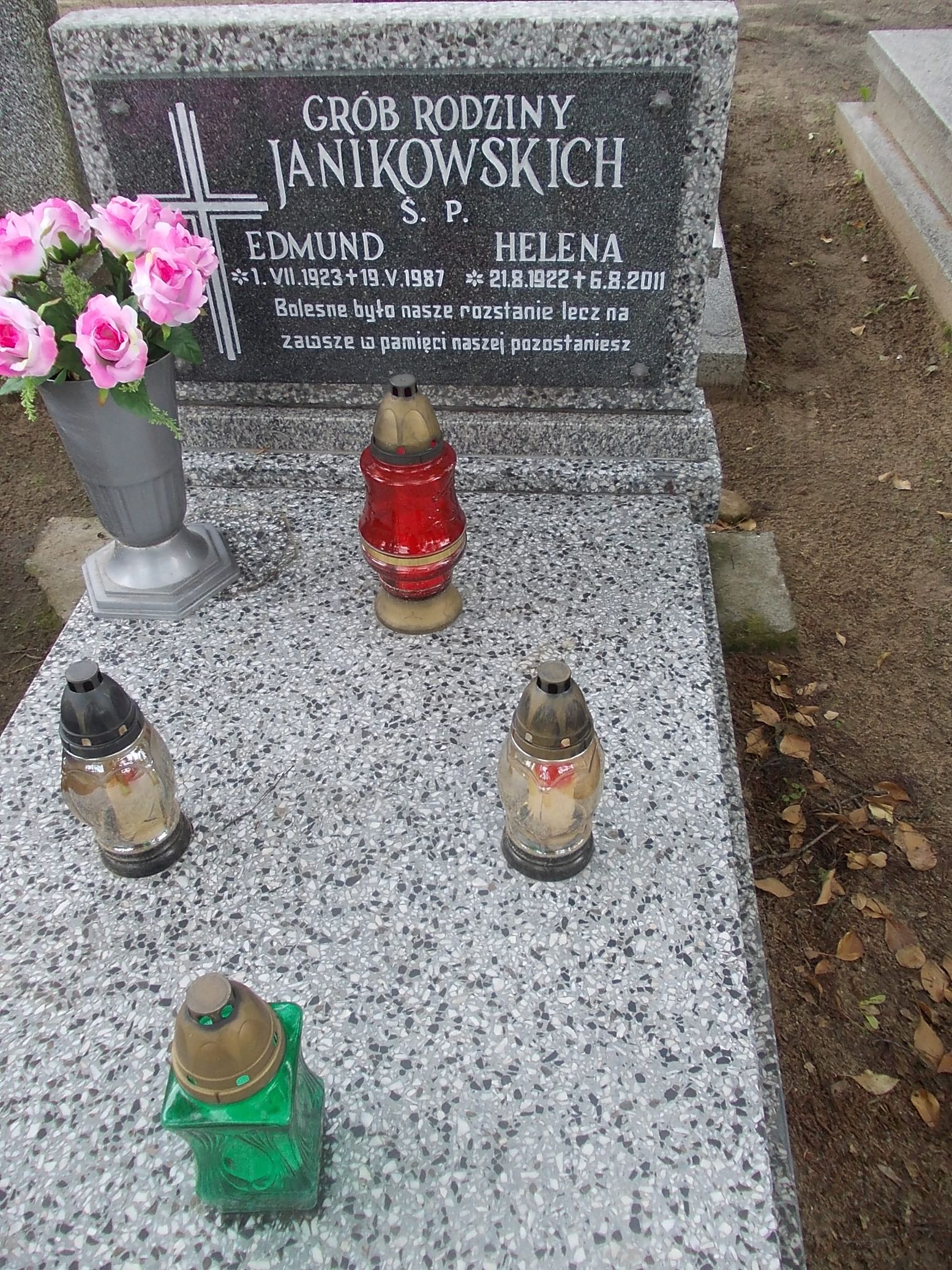 Grób Helena Janikowska