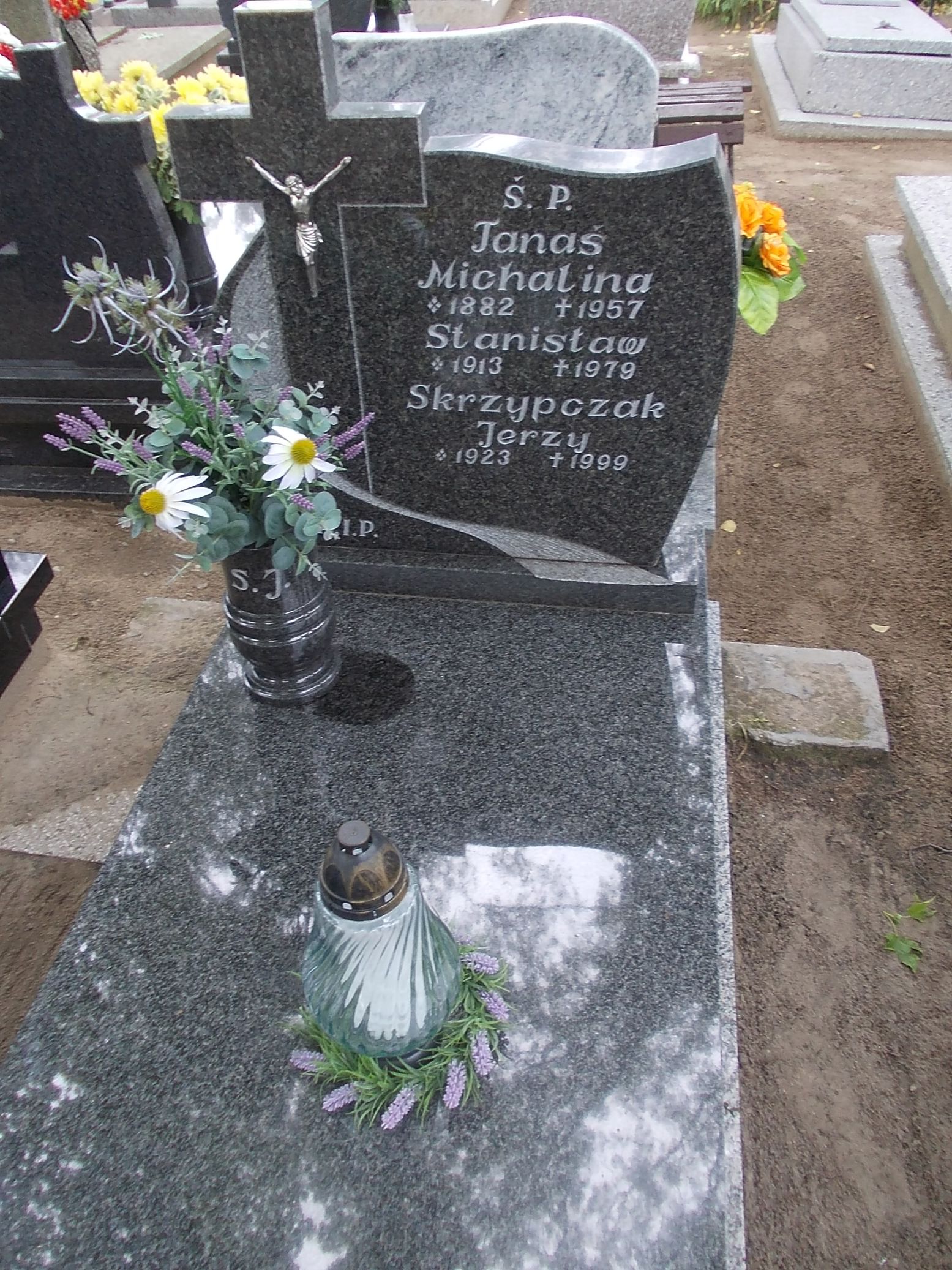 Jerzy Skrzypczak 1922 Gniezno Fara - Grobonet - Wyszukiwarka osób pochowanych