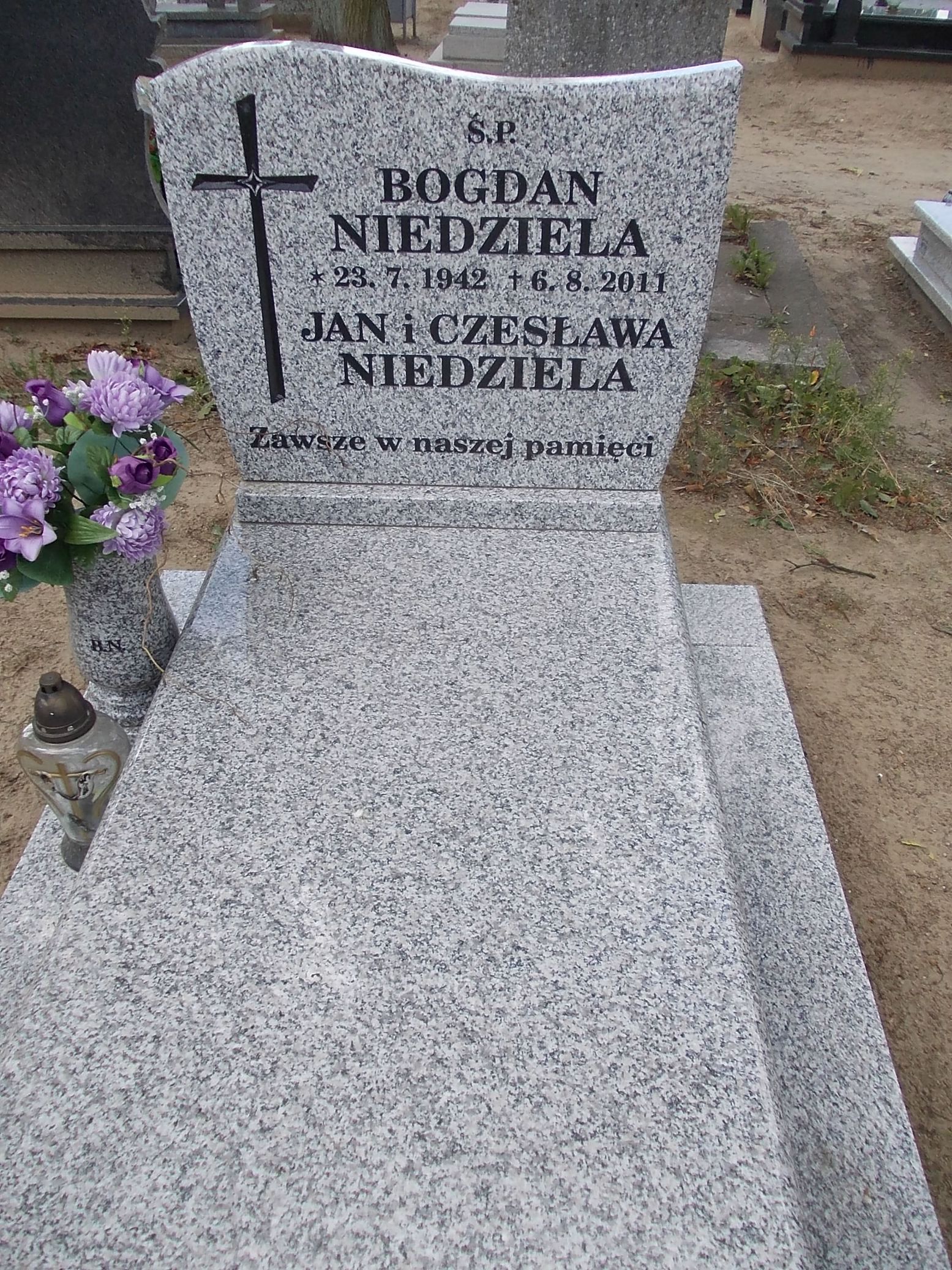 Grób Bogdan Niedziela